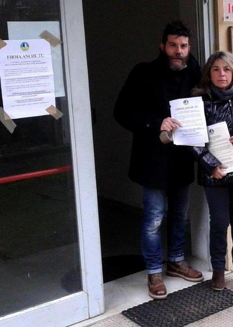 Con l’ufficio postale chiuso, la Misericordia fa da... taxi
