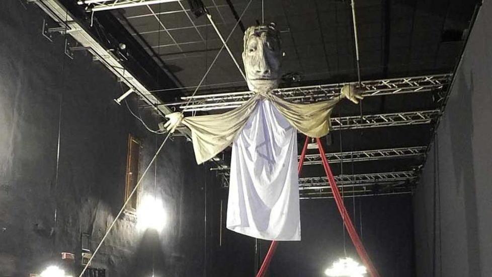 Monologo con tragedia dissequestrato il Lux
