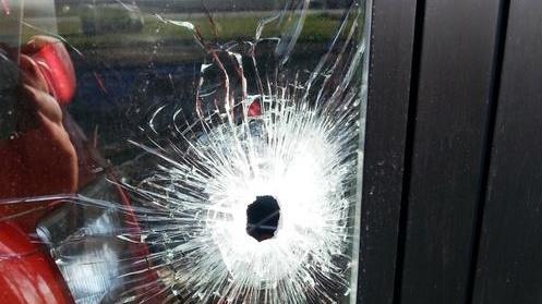 Due spari contro un’officina, è mistero