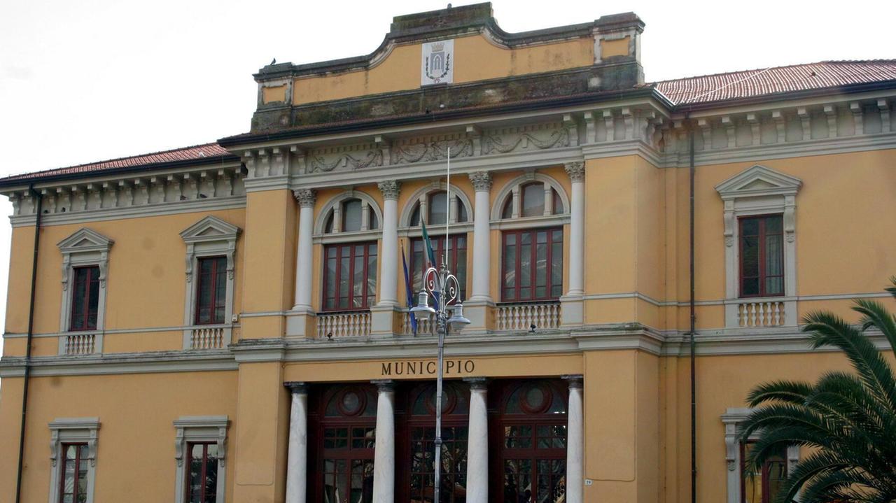 Il Comune di PIetrasanta