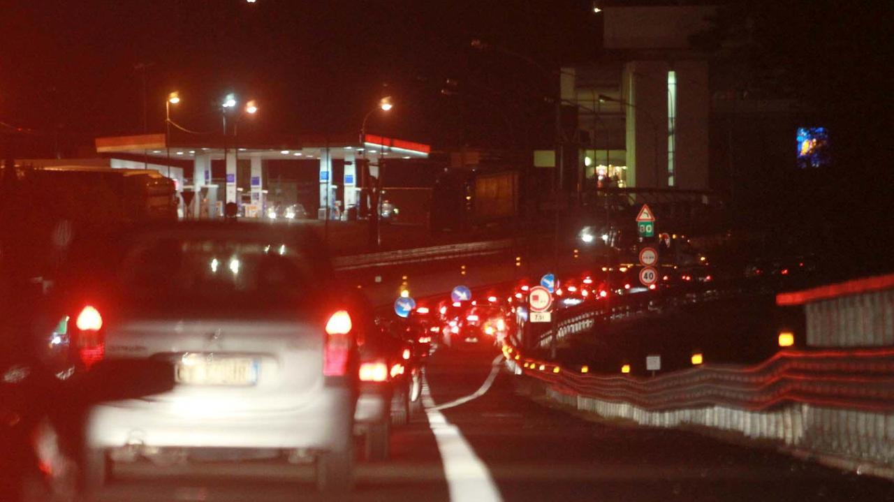 L'autostrada Firenze-Mare all'altezza dell'autogrill di Serravalle (foto d'archivio)