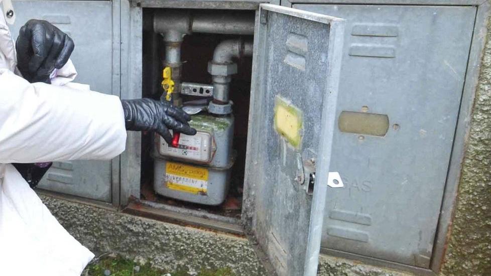 Chiede l’allaccio del metano Riscaldamento due mesi ko