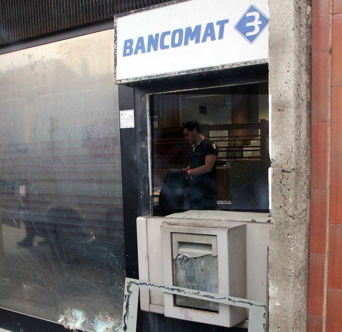 Colpo a Vicarello: c’è un’auto ripresa dalla videocamera