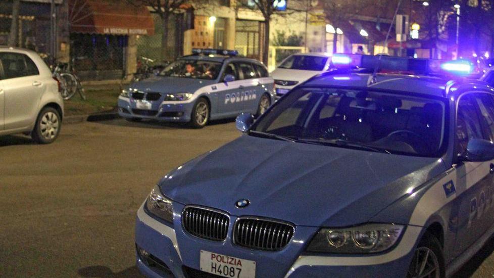 Spaccio e furti in stazione Espulsioni e sequestri