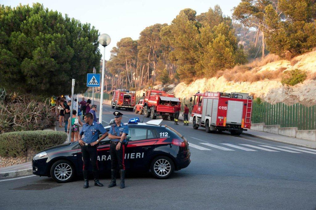 Un incendio a monte Urpinu (archivio)