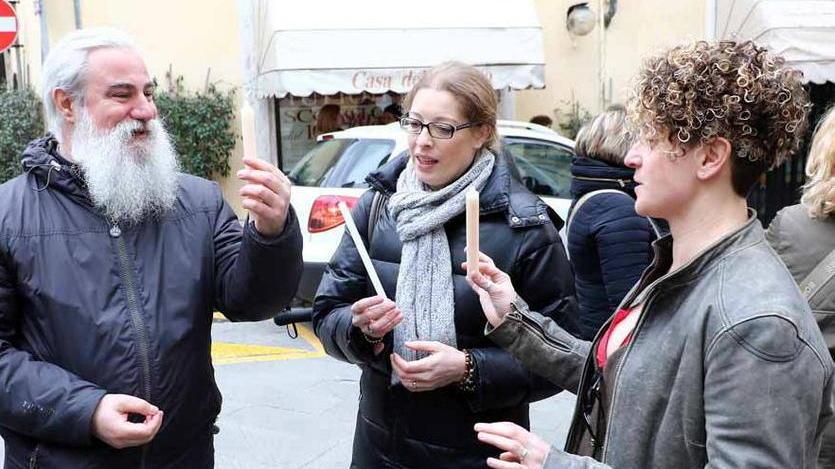 Don Luca Franceschini incontra alcune rappresentanti della comunità religiosa
