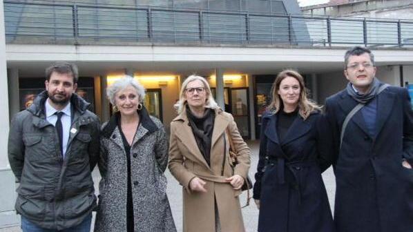 Da sinistra Nicola Ciolini, al centro Monica Barni con alla sua sinistra la capo di gabinetto, a destra Ilaria Bugetti e Simone Mangani