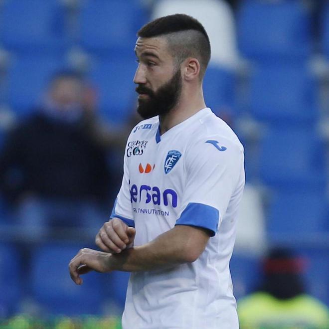 Il difensore fa la manette come Mourinho e ora rischia fino a tre giornate di stop