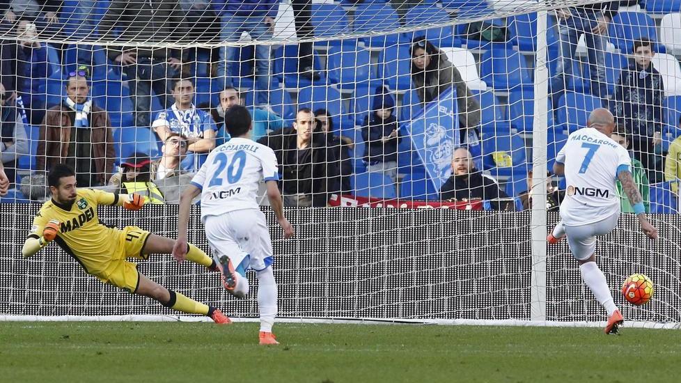 Maccarone fa scattare l’allarme-falli