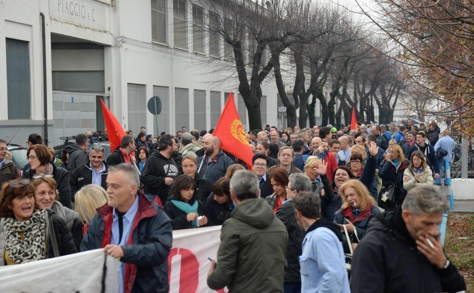 Piaggio, 60 part-time tornano in fabbrica 