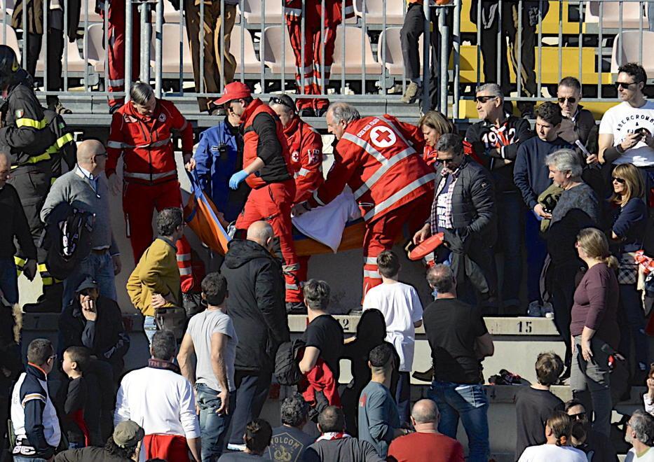 Tifoso di 89 anni ha un malore, viene soccorso dalla Cri