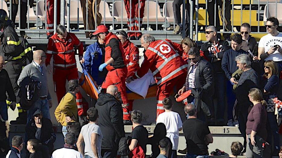Tifoso di 89 anni ha un malore, viene soccorso dalla Cri