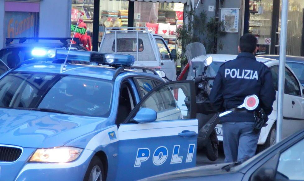 Cassa di alcolici contro il titolare del market