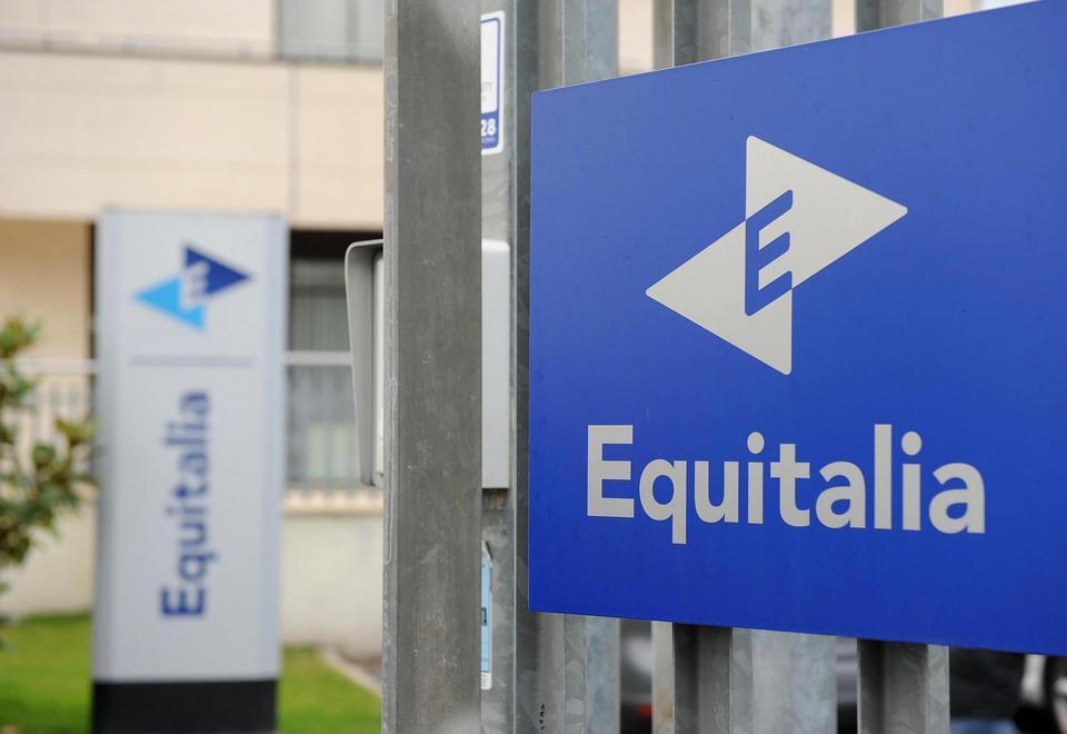 Fisco, il dramma di una madre: Equitalia pignora l’auto di un disabile 