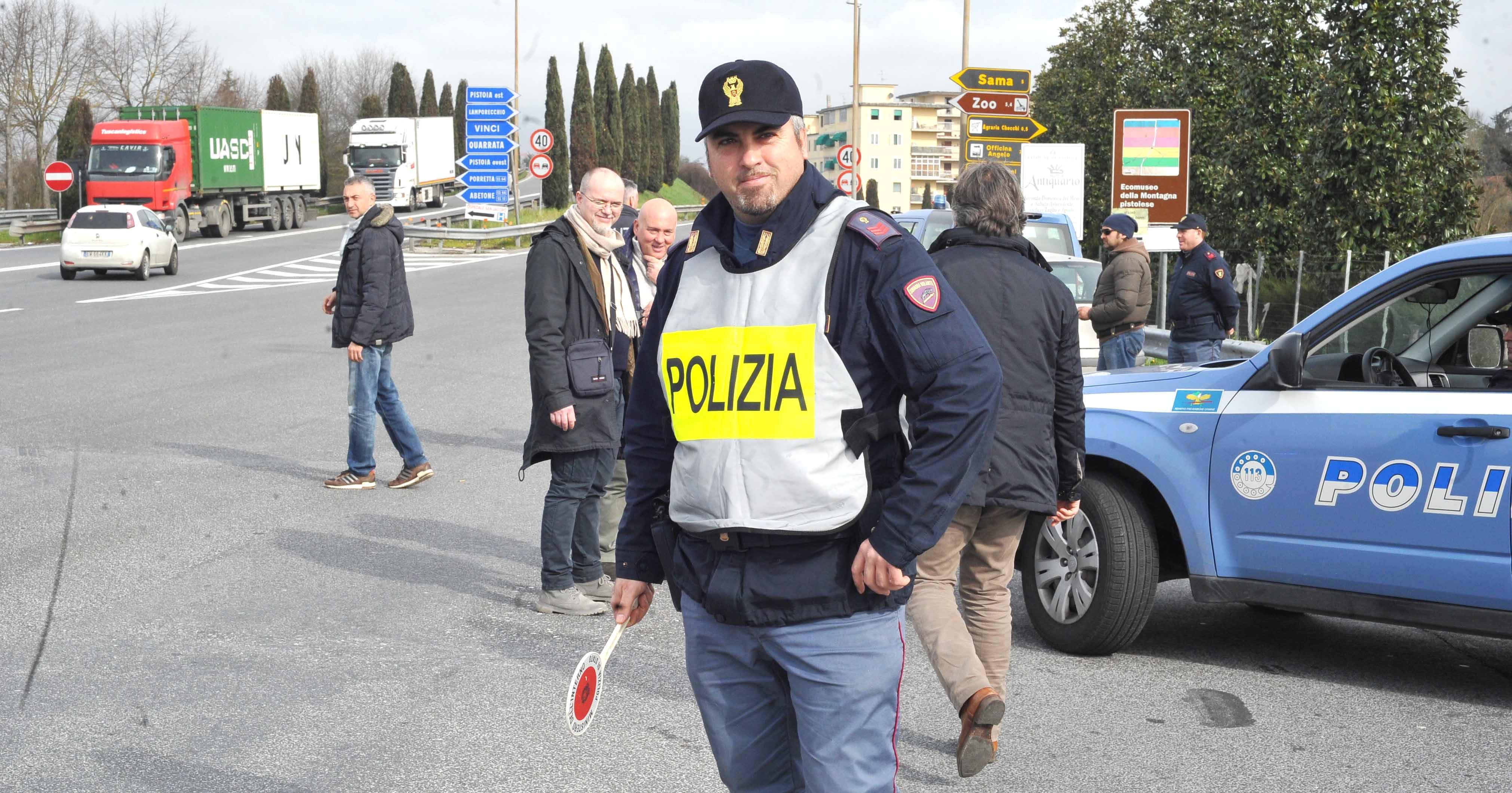 Controlli anticrimine, decine di poliziotti sul campo 