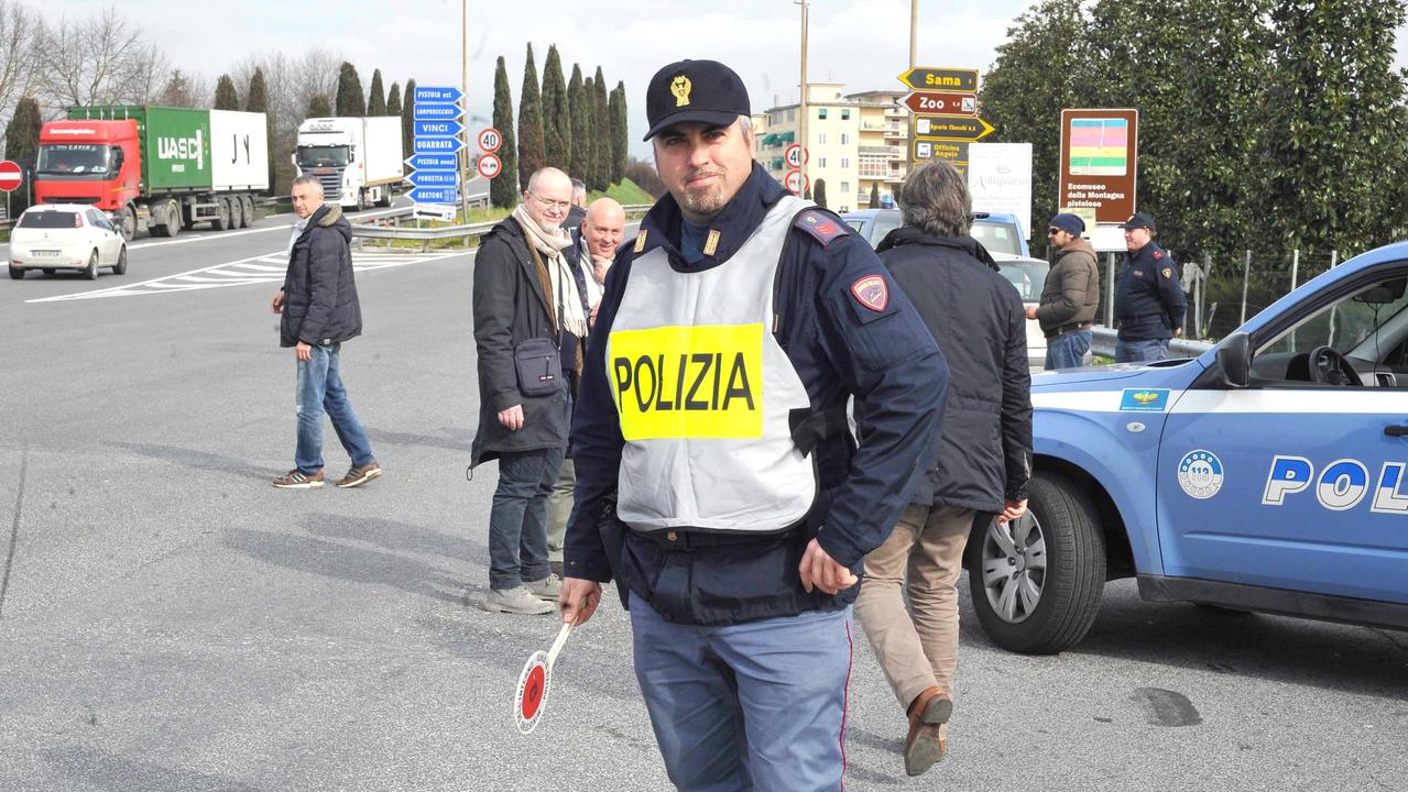 Controlli anticrimine, decine di poliziotti sul campo