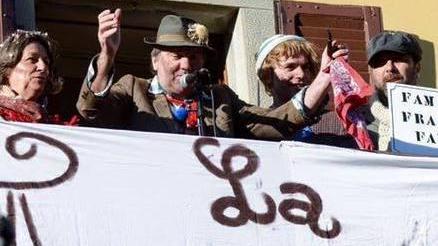 Muzzarelli: «Successo del carnevale grazie ai tanti volontari»