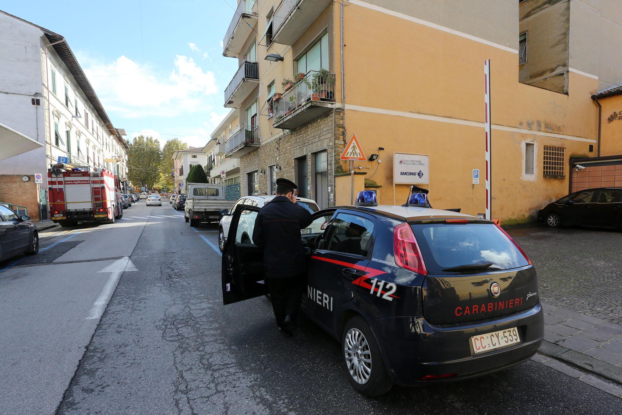 I carabinieri di Fucecchio (foto d'archivio)