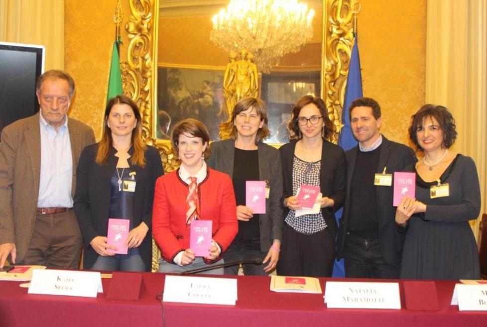 “Giocare con le tette” sbarca a Montecitorio 