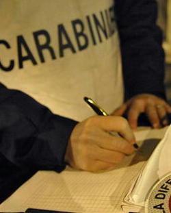 Rubano affettatrice: denunciati 