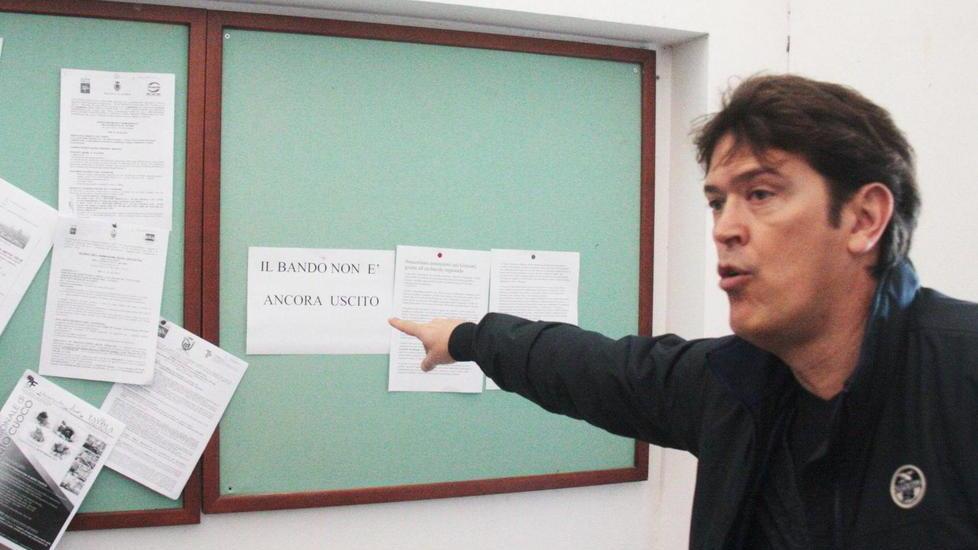 «Il bando per i lavori utili dov’è?»