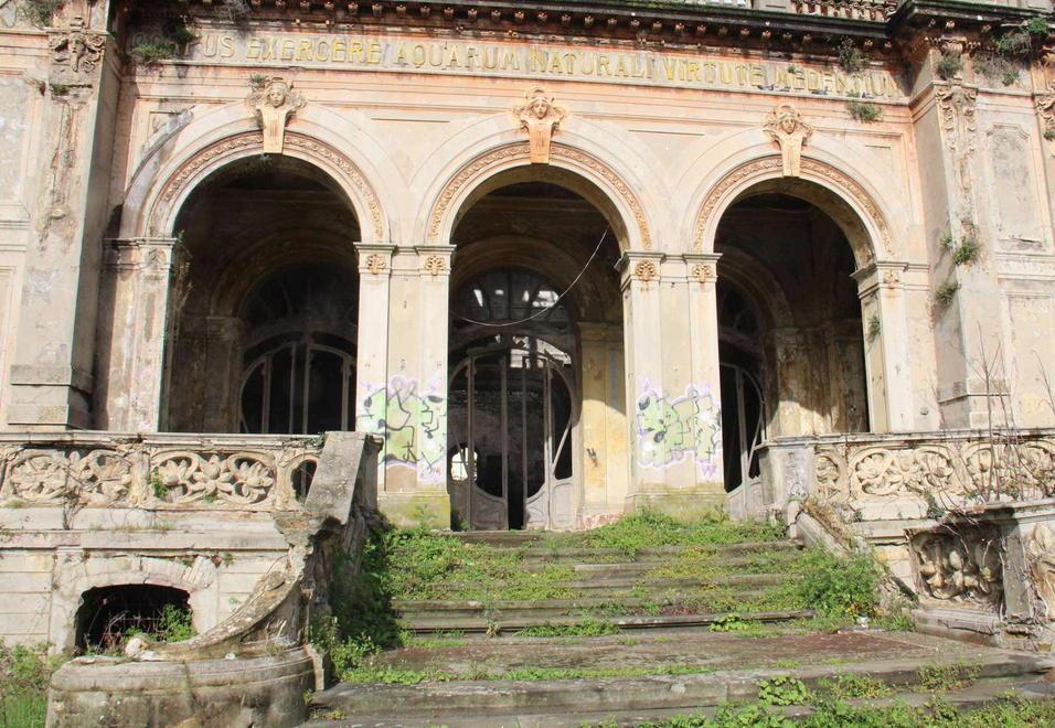 Corallo, tesoro liberty Si apre il cancello per farlo riscoprire 