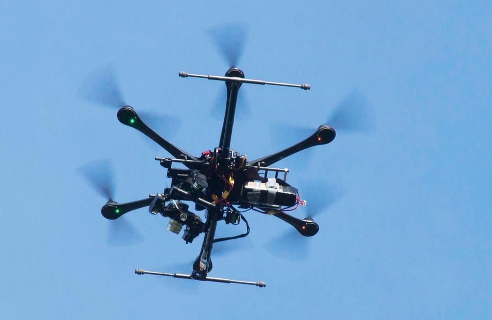 Prima di acquistare un drone consultate il regolamento Enac