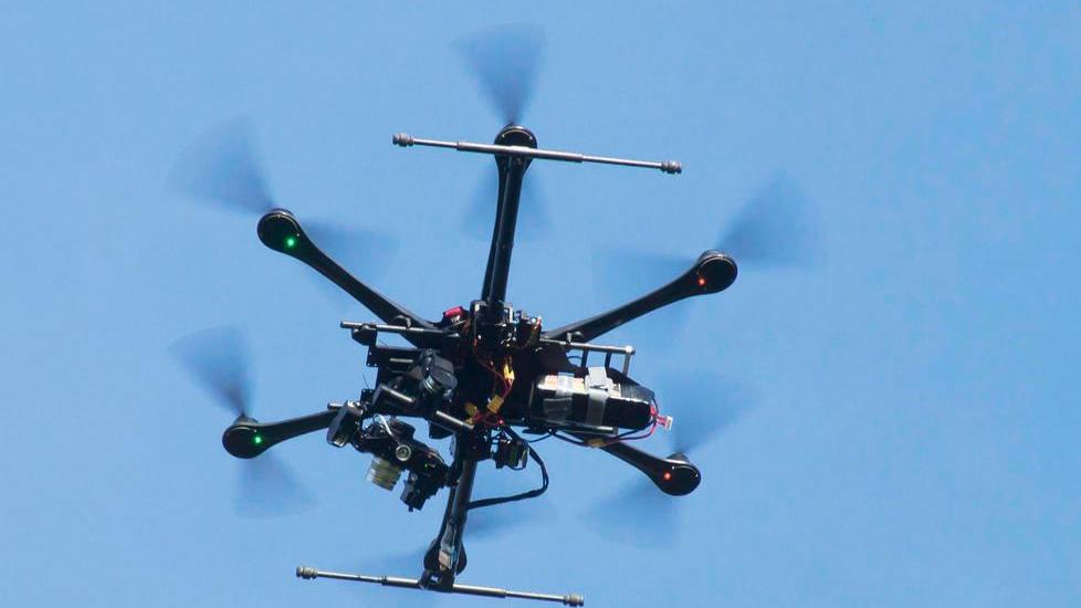 Prima di acquistare un drone consultate il regolamento Enac