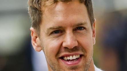 La Ferrari resta davanti a tutti, Vettel: «Il motore romba bene»