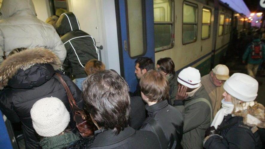 Treni, uno su dieci non paga il biglietto