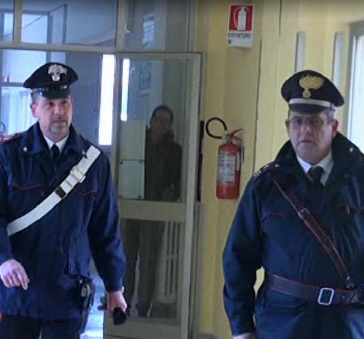 Impossibile pagare il ticket, il sindaco chiama i carabinieri 