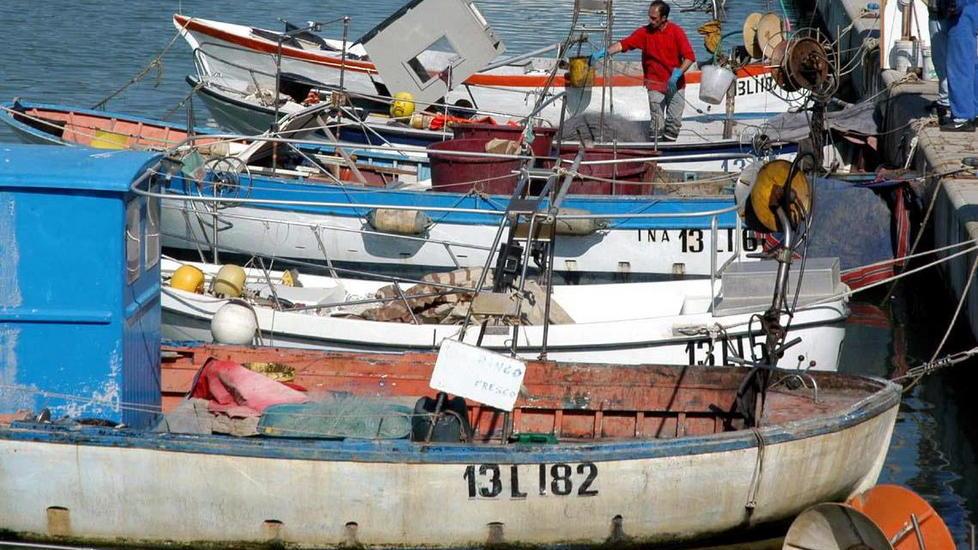 Avanti tutta per la pensilina dei pescatori