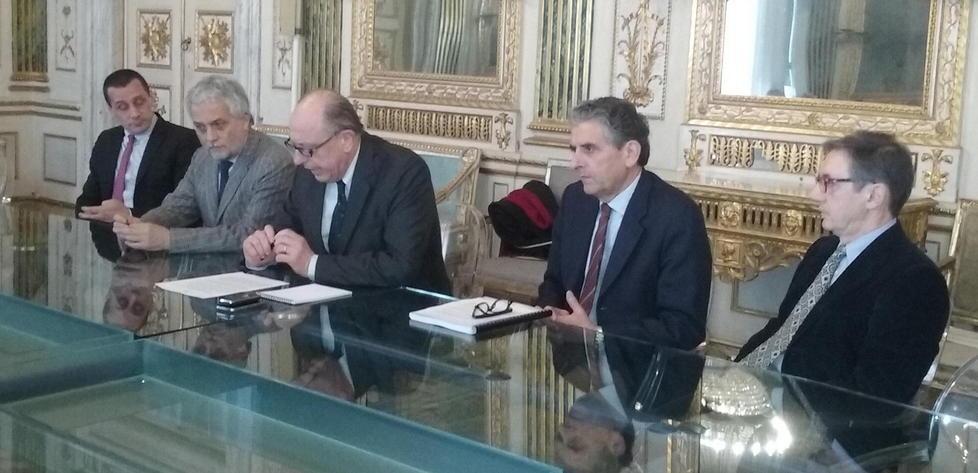 Il sindaco tuona: «Basta con Sinergo» 