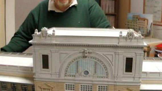 La stazione in miniatura bella come ai vecchi tempi