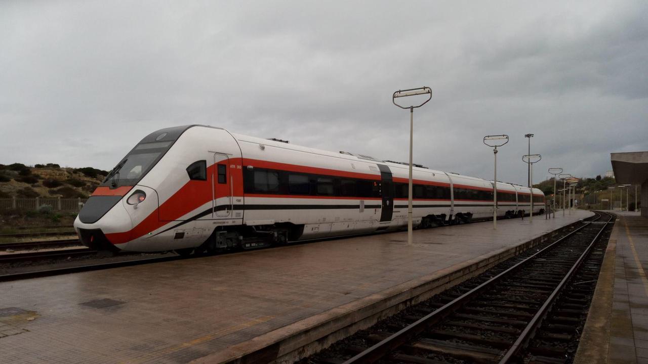 Treni, da lunedì 29 in Sardegna più collegamenti e più fermate