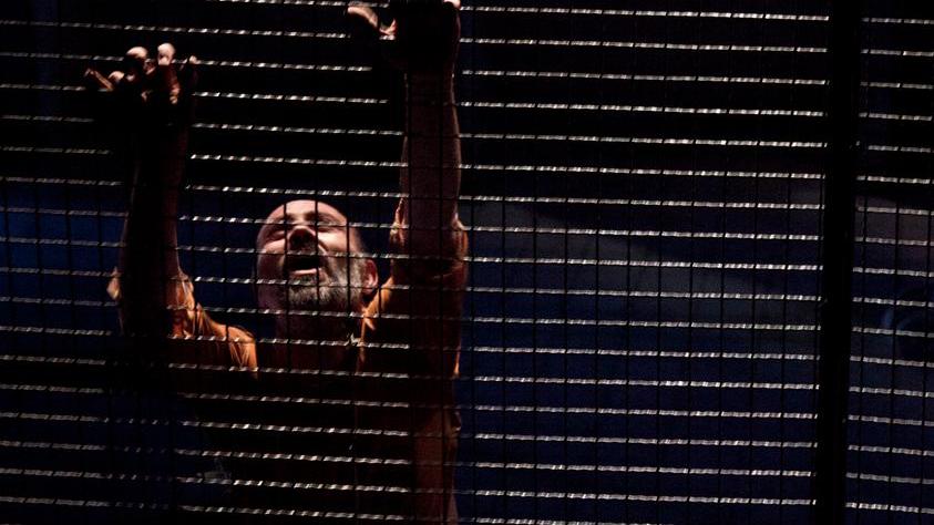 “Crave”, doloroso viaggio nel male di vivere