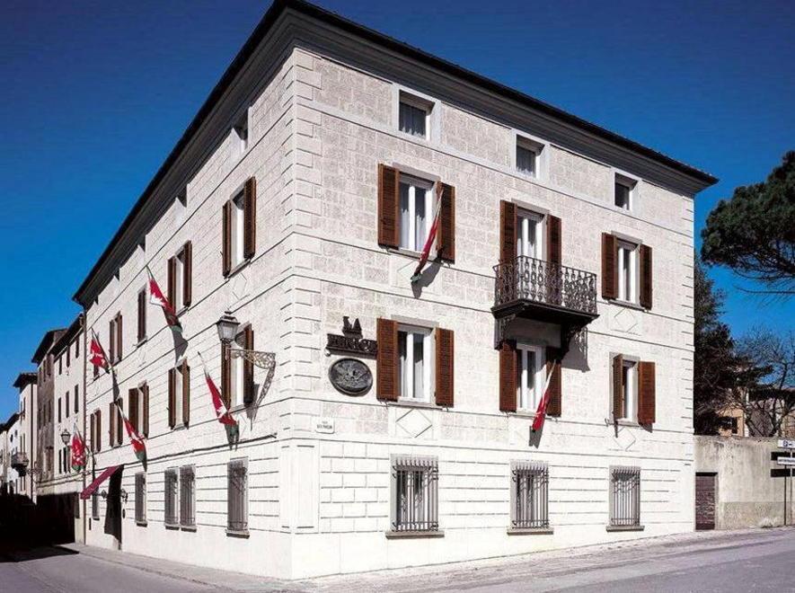 Fenice, il Tar ferma il diktat del Comune 