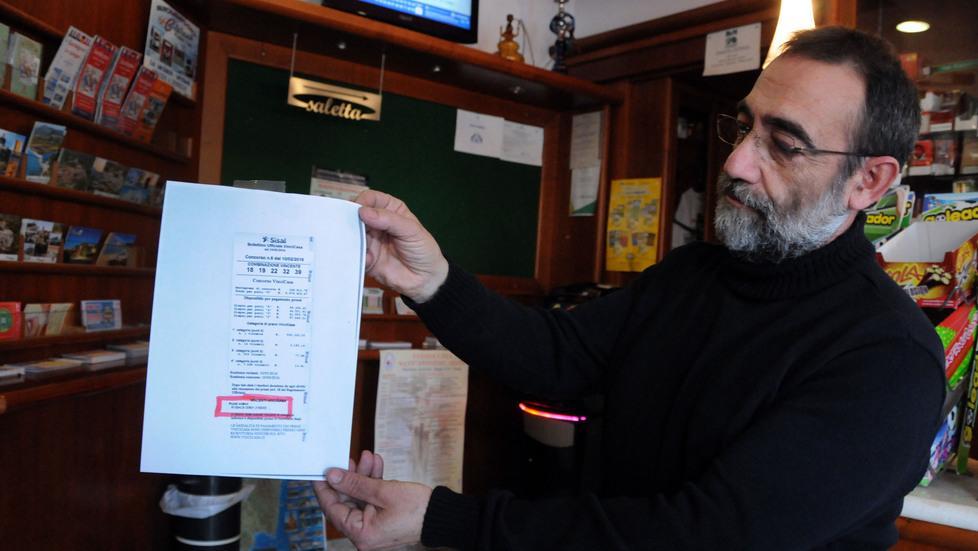 Vincicasa, il mezzo milione è di un ex carabiniere 