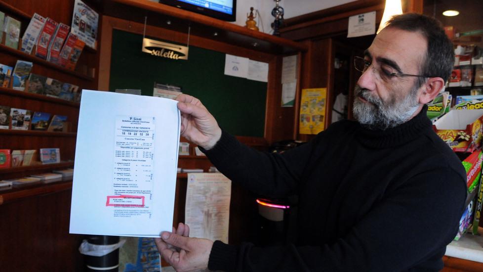 Vincicasa, il mezzo milione è di un ex carabiniere