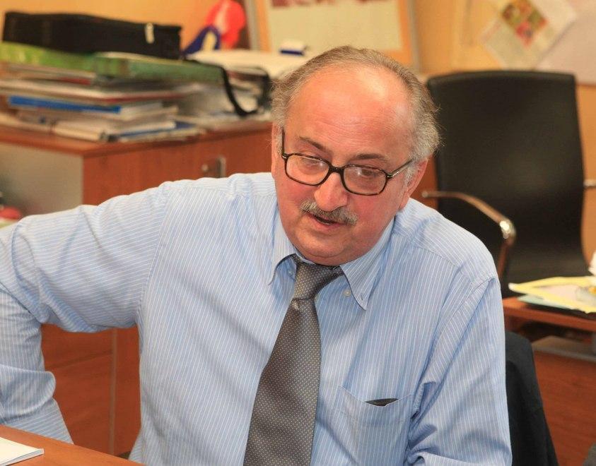 La decisione della “torre” «Non paghiamo l’acqua» 