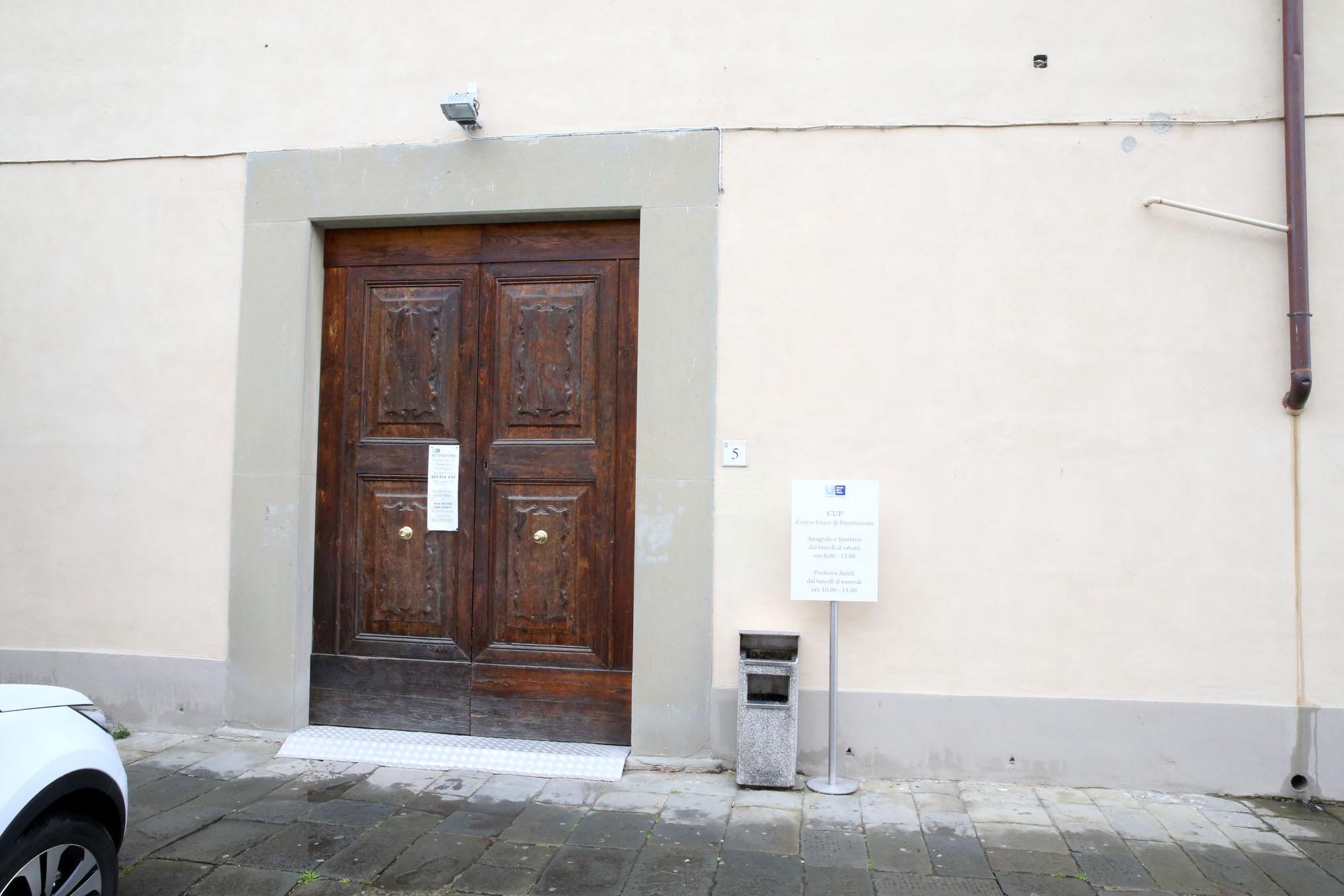 L'ingresso della Casa della salute di Pescia (Foto Nucci)