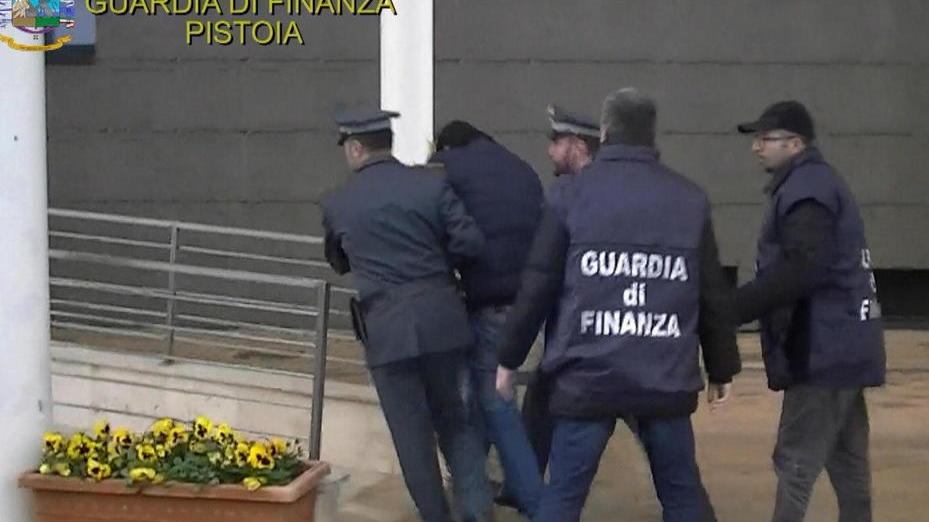 Contrabbando di carburante: 4 arresti