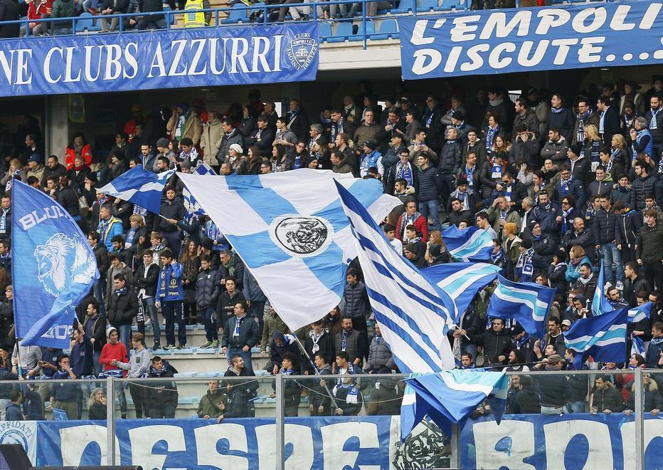 L’invasione giallorossa... con le auto 
