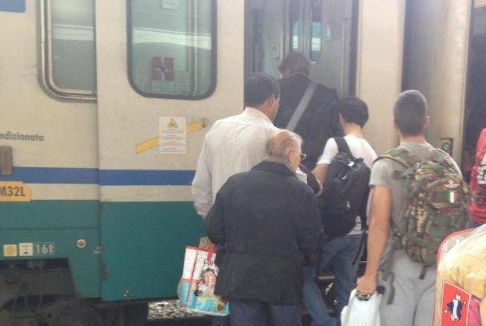 «Prigionieri sul treno andato in blackout»