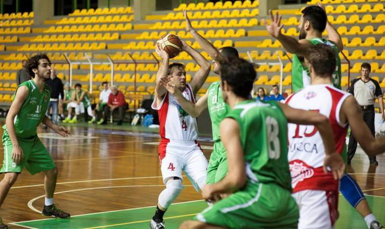 Geonova cerca di espugnare il forte Carrara
