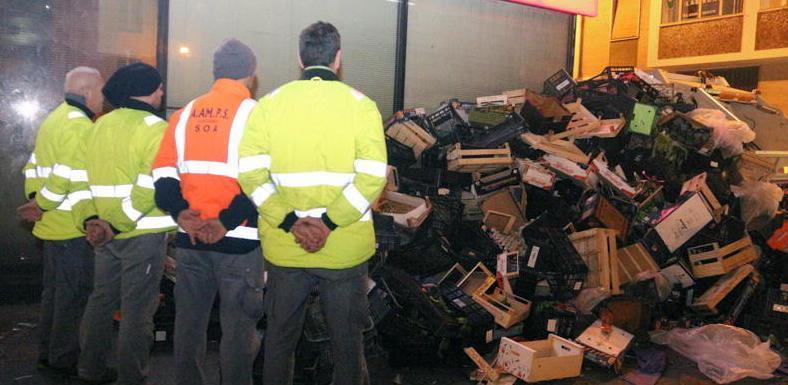 Aamps, torna la protesta raccolta bloccata per 2 giorni 