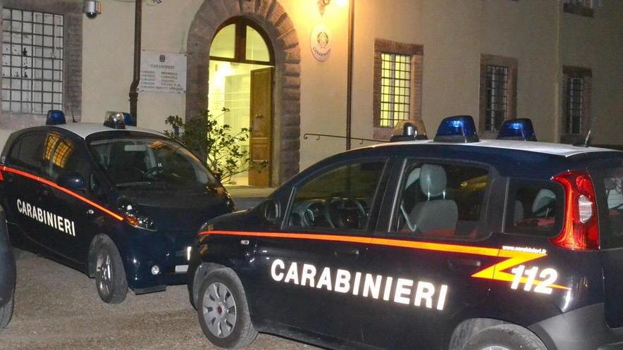 Maxi furto in casa, via preziosi per 25 mila euro