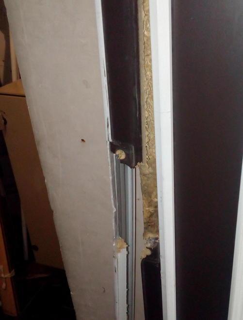Degrado nella palazzina della vergogna 