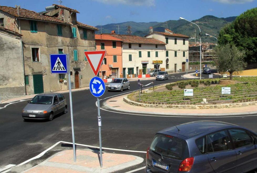 Pattuglia dei vigili di sera e telecamere a Sant’Allucio 