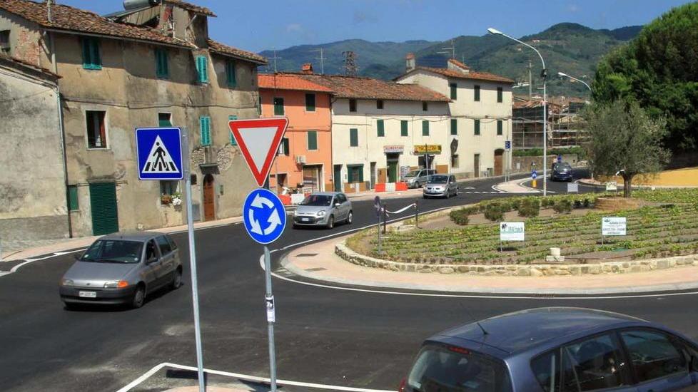 Pattuglia dei vigili di sera e telecamere a Sant’Allucio